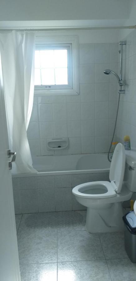 2 Bedroom Apartment Near Finikoudes Larnaca Zewnętrze zdjęcie